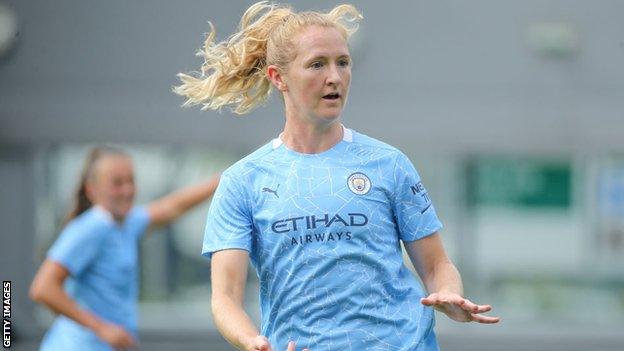 Manchester City midfielder Sam Mewis