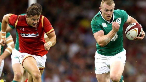 Ireland's Keith Earls scores a try