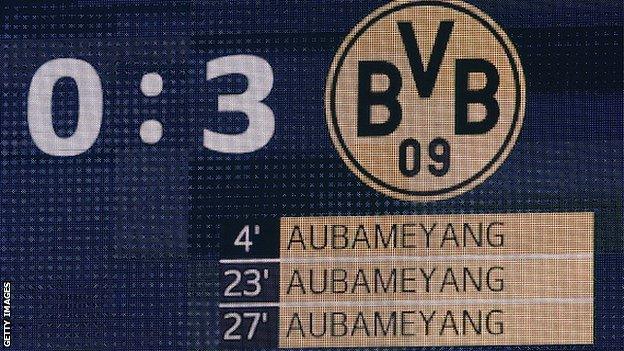 Hamburg v Borussia Dortmund