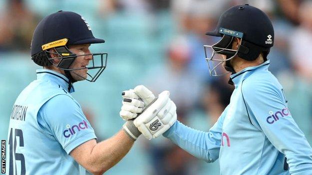 Eoin Morgan and Joe Root