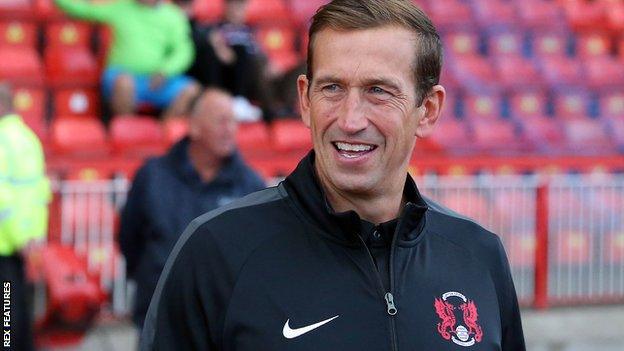 Leyton Orient boss Justin Edinburgh on the sidelines