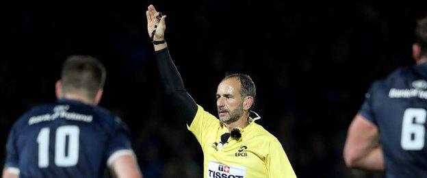 Referee Romain Poite