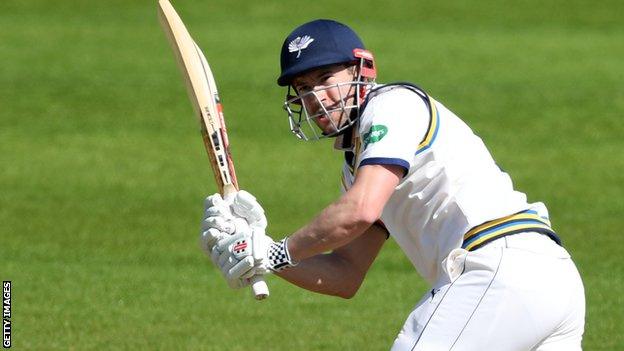 Andy Hodd in action for Yorkshire