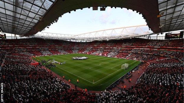 Arsenal beat Valencia 3-1 at the Emirates on Thursday