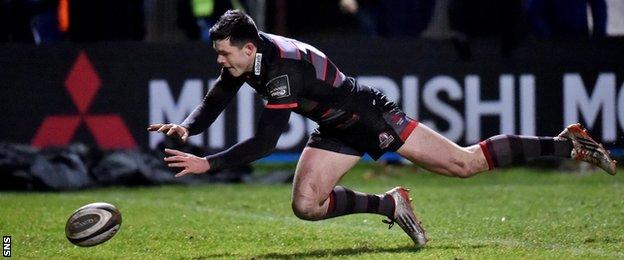 Blair Kinghorn scores Edinburgh's second try