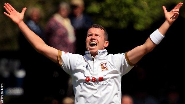 Peter Siddle celebrates taking a wicket for Essex