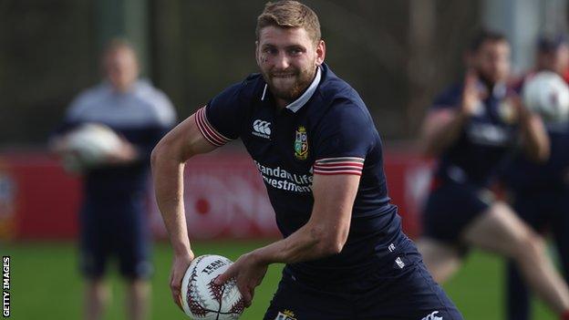 Finn Russell