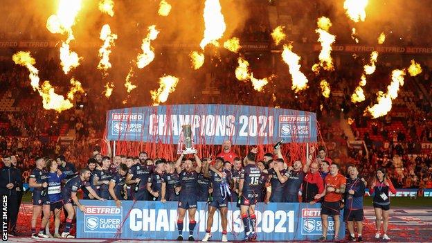 St Helens won a third Super League Grand Final in a row with victory over Catalans Dragons in 2021