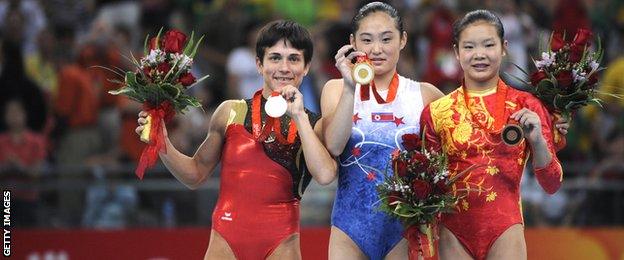 Chusovitina poses with the other medalists at the 2008 Olympics