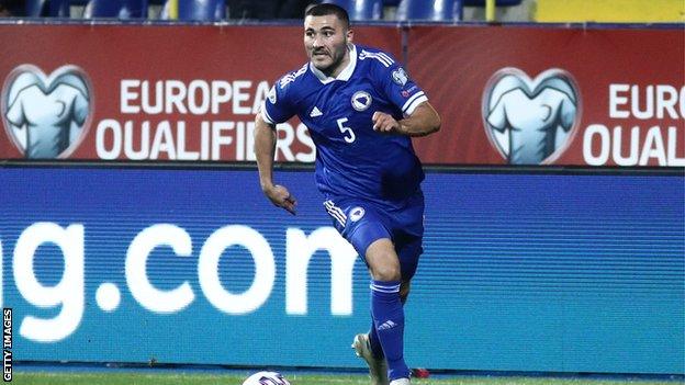 Sead Kolasinac playing for Bosnia-Herezegovina