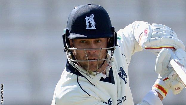 Jonathan Trott
