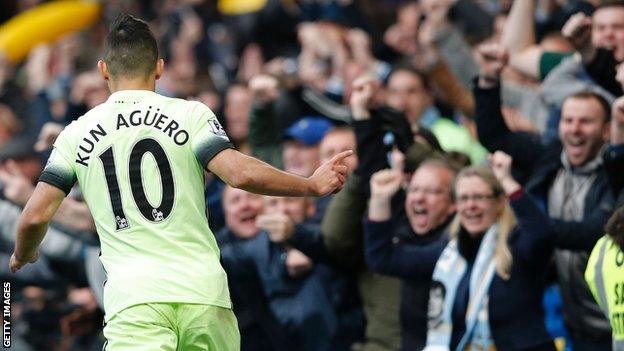 Sergio Aguero celebrates