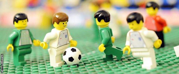 Lego footballers