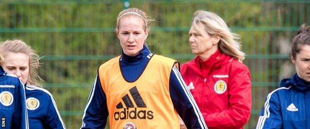 Vaila Barsley in training with Anna Signeul's Scotland squad