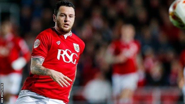 Lee Tomlin