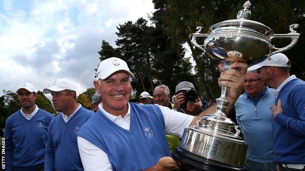 Phillip Archer of the Great Britain and Ireland with the PGA Cup