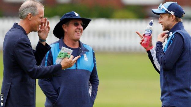 Ed Smith, Trevor Bayliss and Joe Root