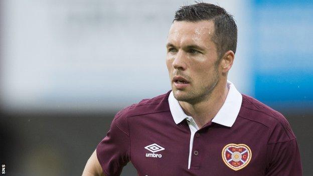 Hearts midfielder Don Cowie