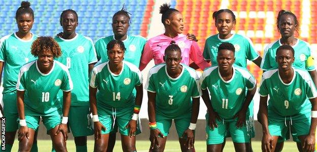 Senegal women before an international