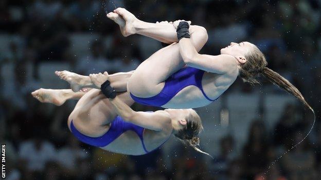 Great British divers Tonia Couch and Lois Toulson