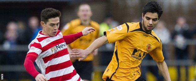 Hamilton's Danny Redmond (left) in action against Alloa