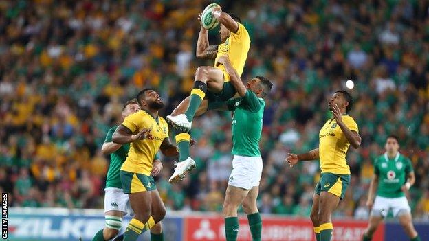 Ireland struggled to cope with the aerial dominance of Australian full-back Israel Folau in Brisbane