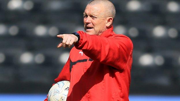 Kidderminster Harriers head coach Dave Hockaday