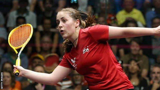 Tesni Evans in action for Wales at the 2018 Commonwealth Games