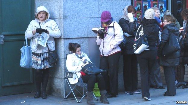 Garth Brooks fans queuing for tickets in Dublin