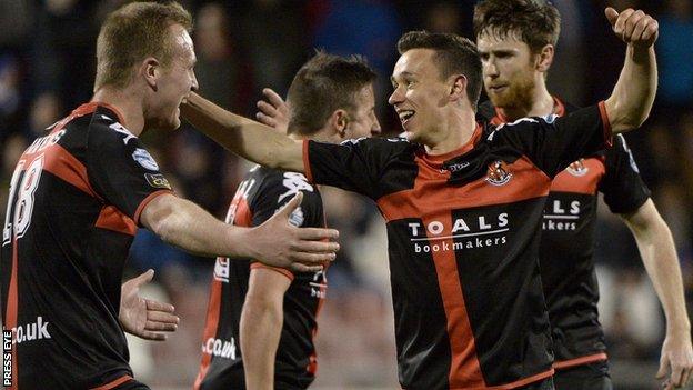 Jordan Owens celebrates with goalscorer Paul Heatley after the Crues go in front at Seaview