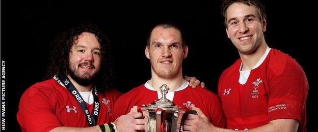 Adam Jones, Gethin Jenkins and Ryan Jones with the Six Nations trophy