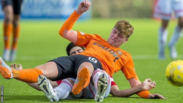 Robbie Muirhead has left Tannadice