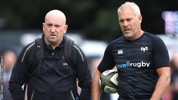 Wales defence coach Shaun Edwards with Ospreys defence coach Brad Davis