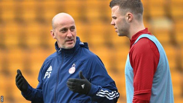 Paul Sheerin with Aberdeen striker Florian Kamberi