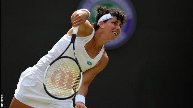 Carla Suarez Navarro playing at Wimbledon in 2019