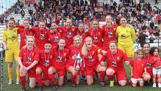 Jersey celebrate winning the 2022 Muratti