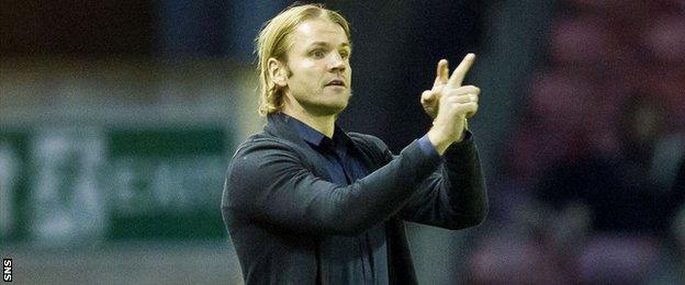 Hearts head coach Robbie Neilson