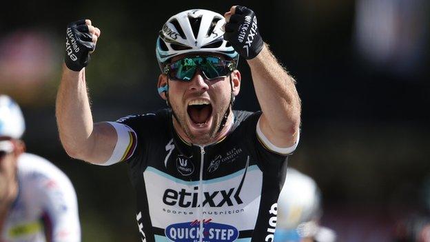 Mark Cavendish wins a stage in the 2015 Tour de France