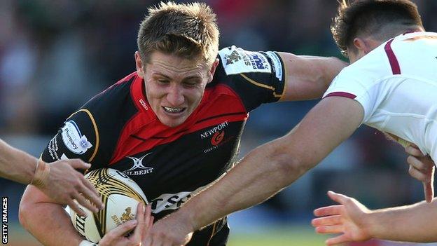 Matthew Pewtner in action for Newport Gwent Dragons