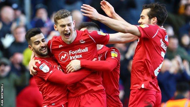 Tiago Silva (left) netted his first Championship goal for Forest