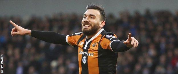 Robert Snodgrass celebrates scoring for Hull City