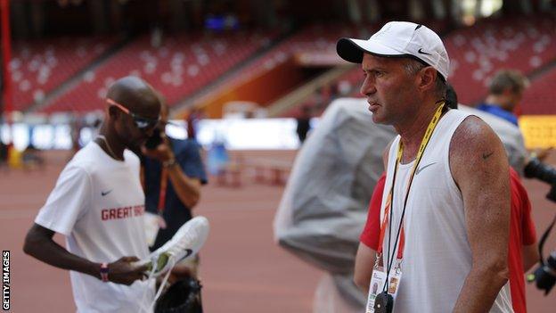 Mo Farah and Alberto Salazar in 2015