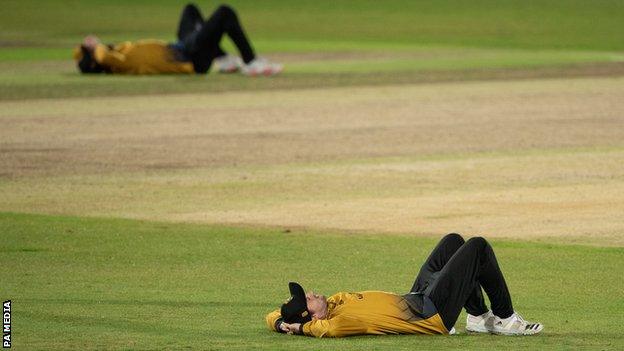 Leicestershire Foxes despondent at end of Notts Outlaws quarter-final