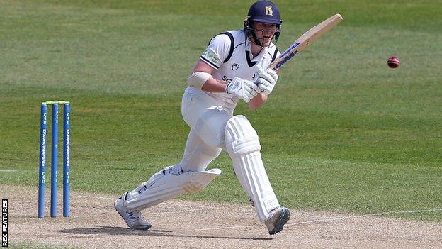 Warwickshire's Rob Yates