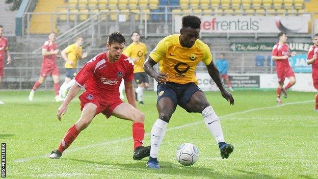 Torquay United v Truro City