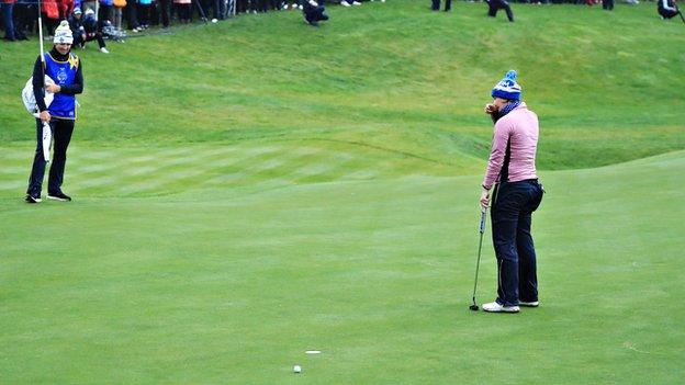 Caroline Masson (right)