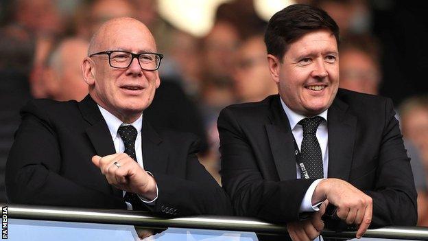 Derby chief executive Stephen Pearce (right) and owner Mel Morris