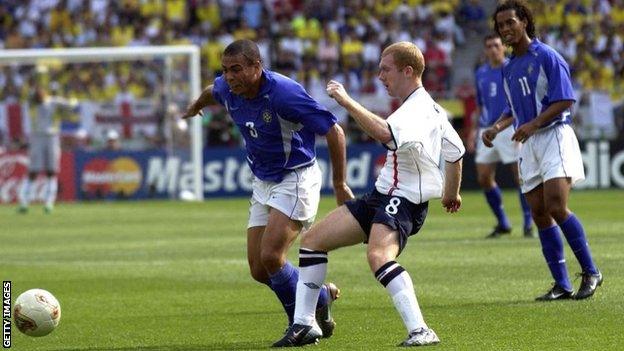 Ronaldo and Paul Scholes