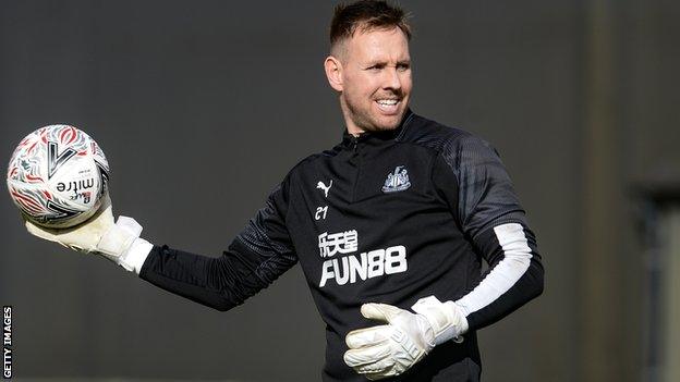 Rob Elliot training with Newcastle United