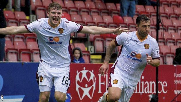 Motherwell's Scott McDonald (right) celebrates the equaliser with Chris Cadden